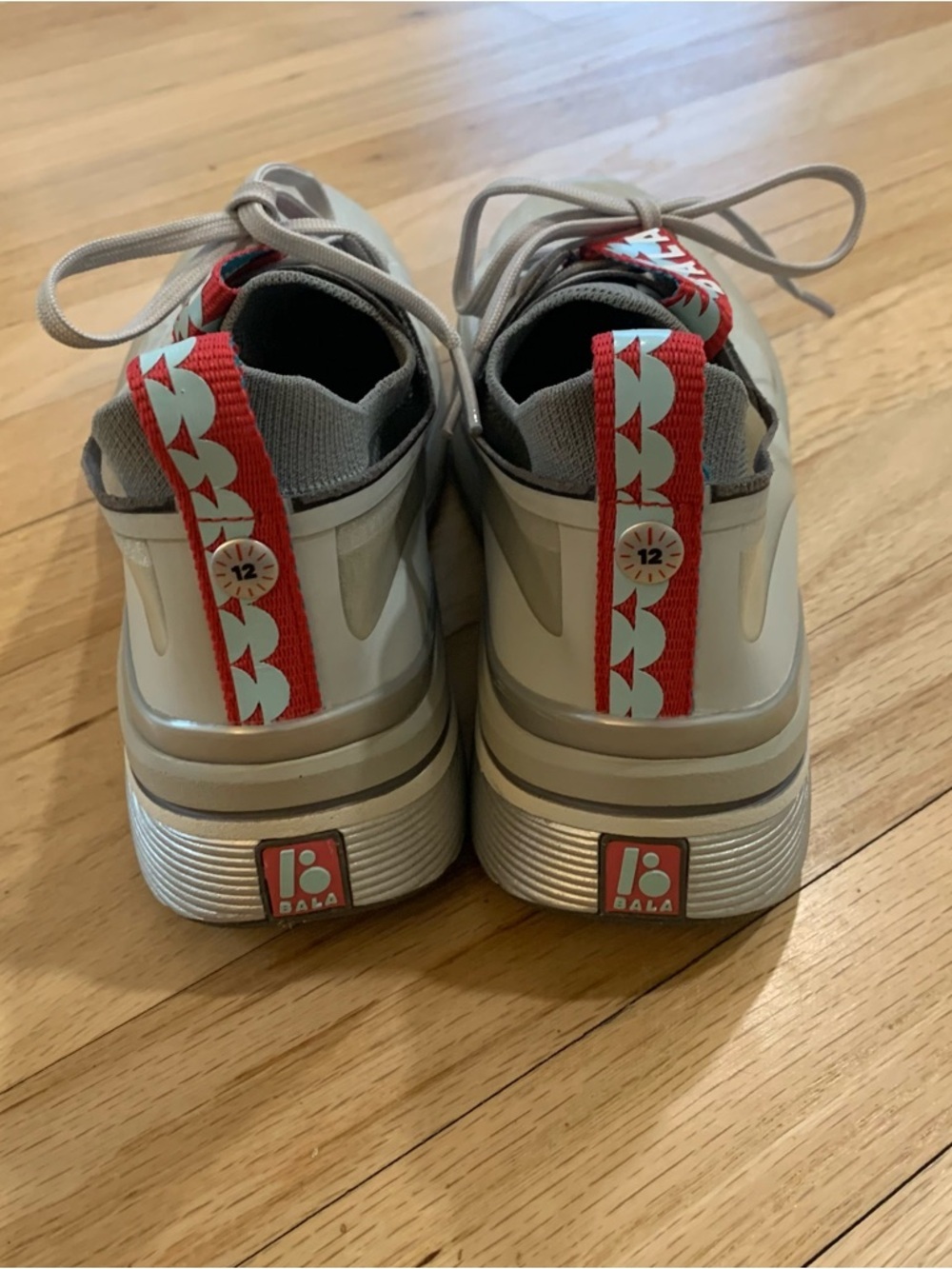 Bala 12 Nursing Tennis Shoes Comfort Ergonomic Size 8 - Picture 5 of 8